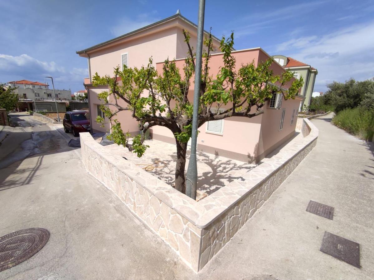 Apartman Roza Podstrana Buitenkant foto