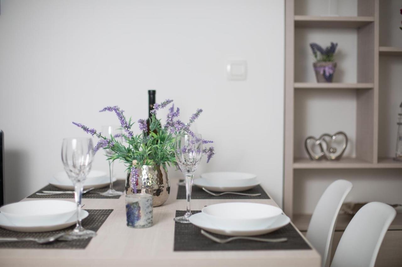 Apartman Roza Podstrana Buitenkant foto